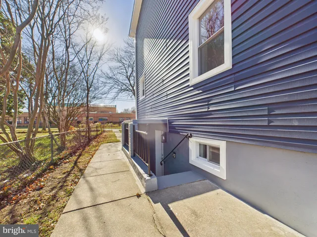 a view of a backyard with a barn