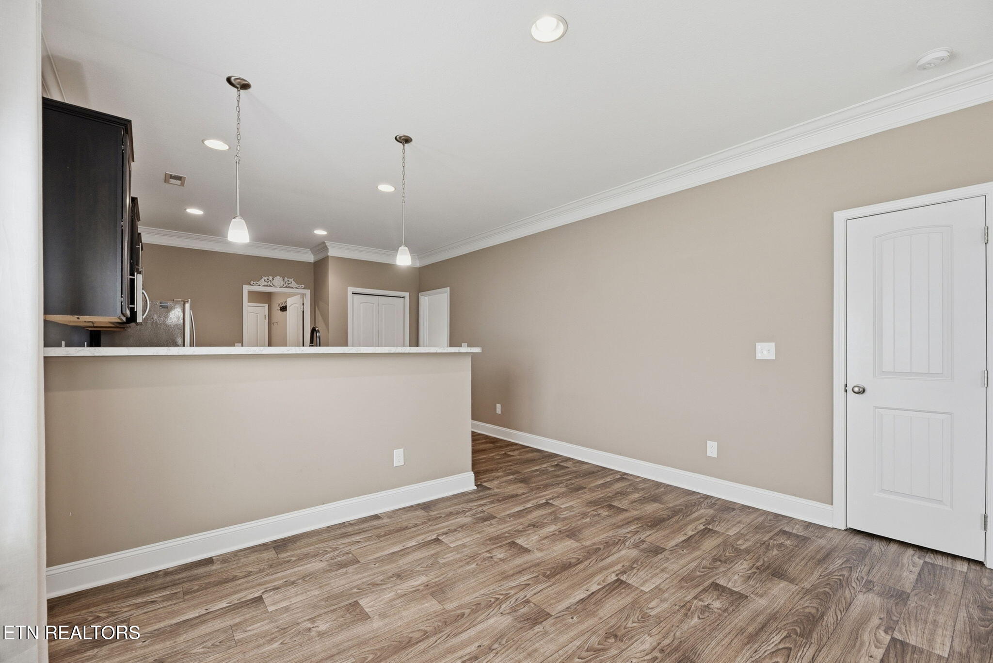 141 Hardinberry Street Oak Ridge, TN 37830 - Photo 7 of 27 7-web-or-mls-Hrdnbrry141 (32)