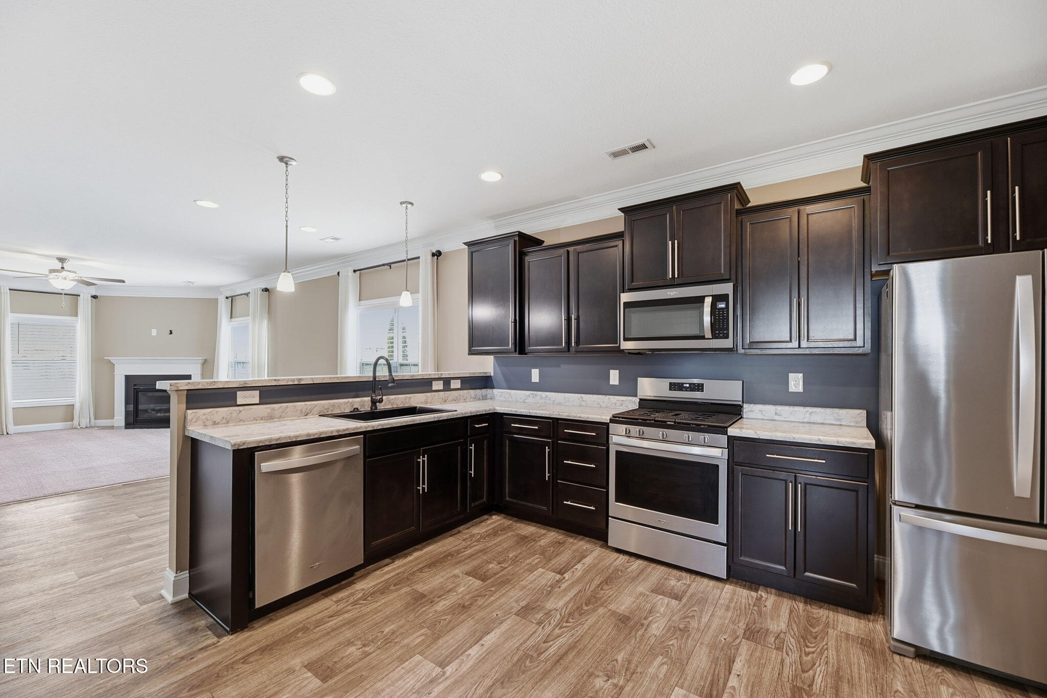 141 Hardinberry Street Oak Ridge, TN 37830 - Photo 10 of 27 10-web-or-mls-Hrdnbrry141 (41)