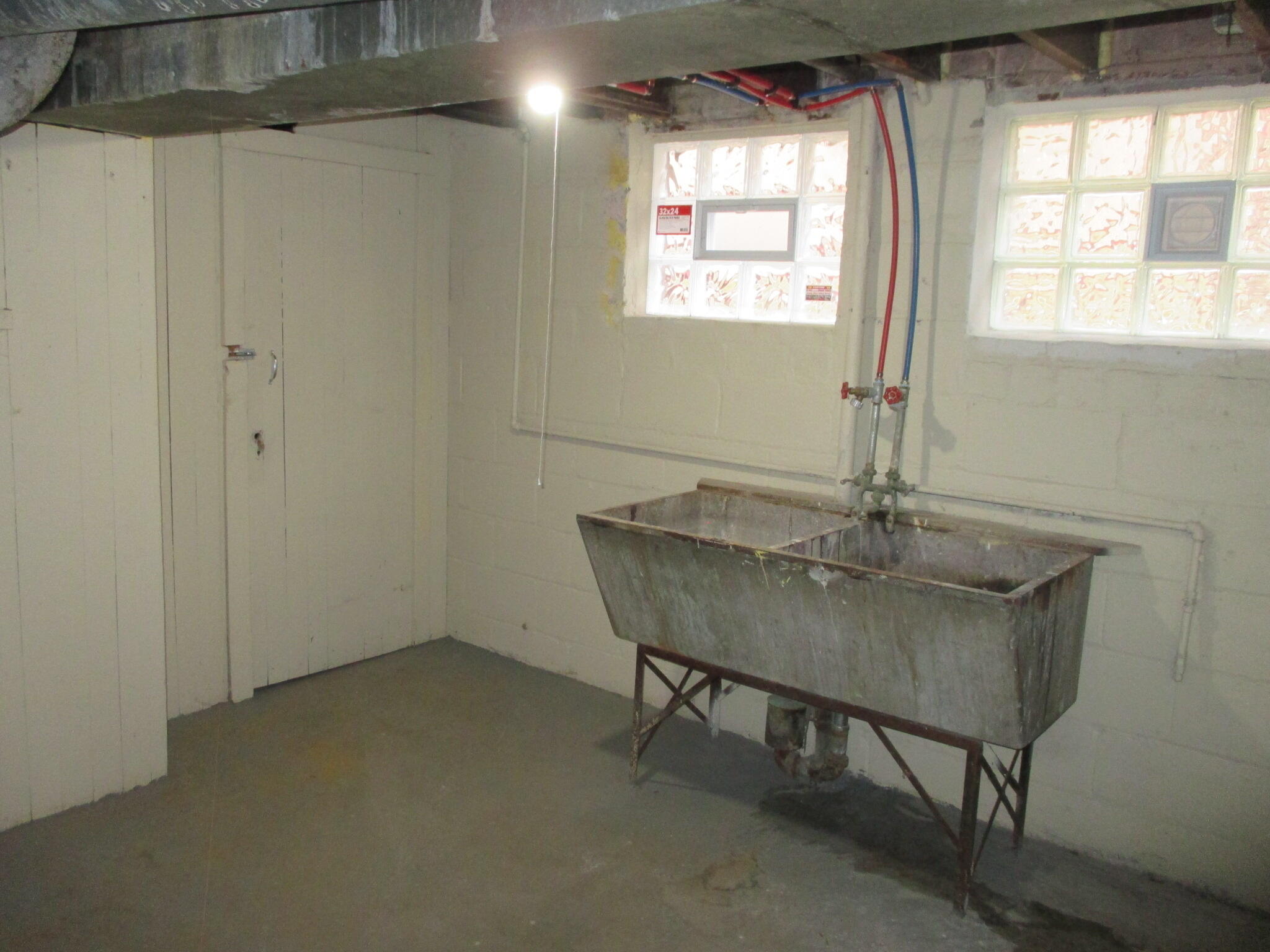 2848 North 50th Street, Unit 2850 Milwaukee, WI 53210 - Photo 32 of 39 IMG_3006