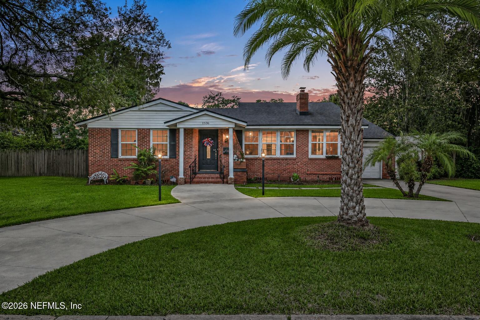1536 Harbor Oaks Road Jacksonville, FL 32207 - Photo 1 of 23 Front