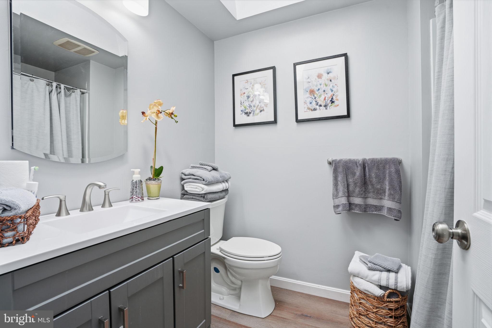 1240 Almshouse Road Jamison, PA 18929 - Photo 27 of 48 Hall bathroom