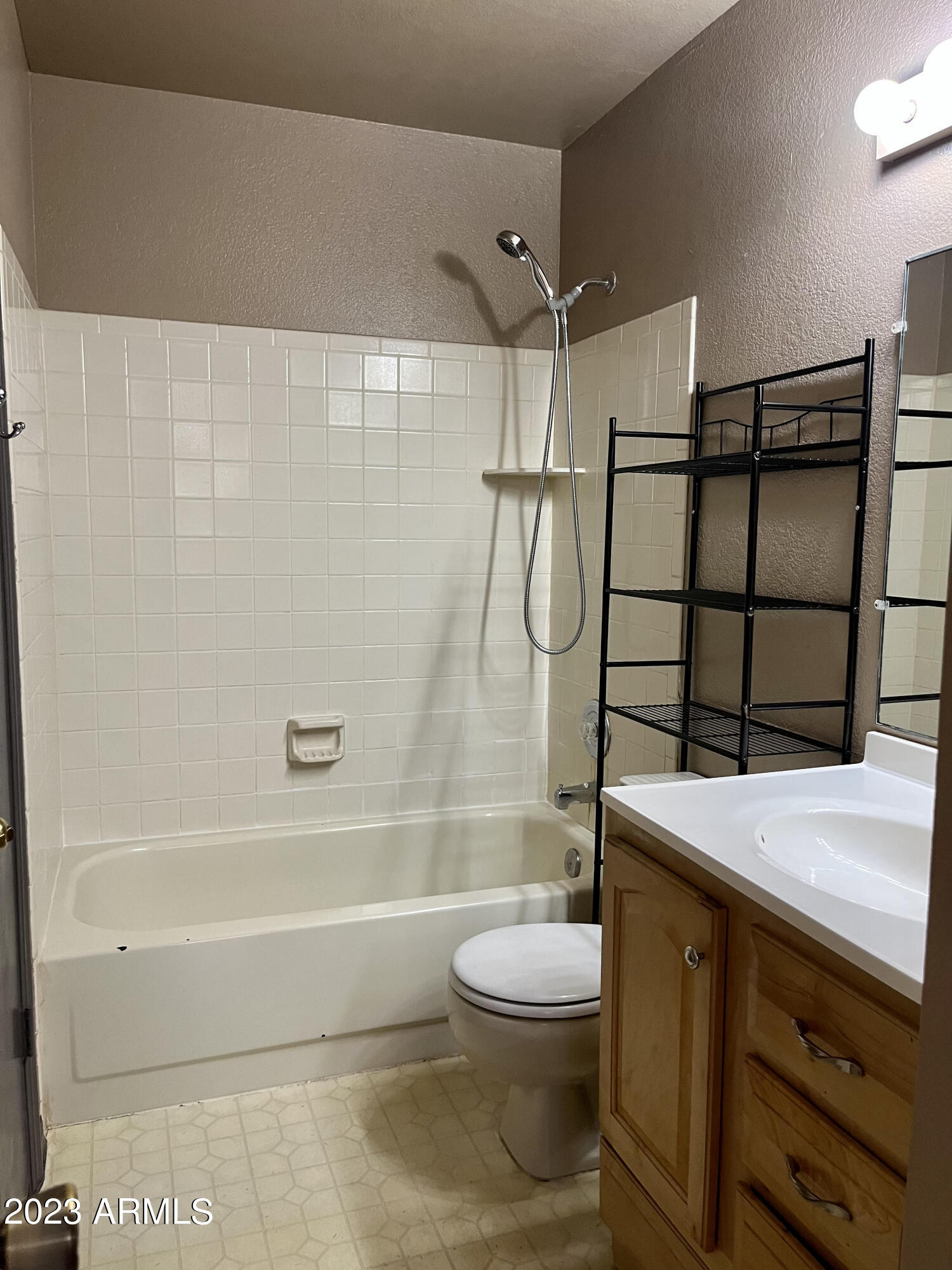 8111 West Wacker Road, Unit 7 Peoria, AZ 85381 - Photo 22 of 22 br pic