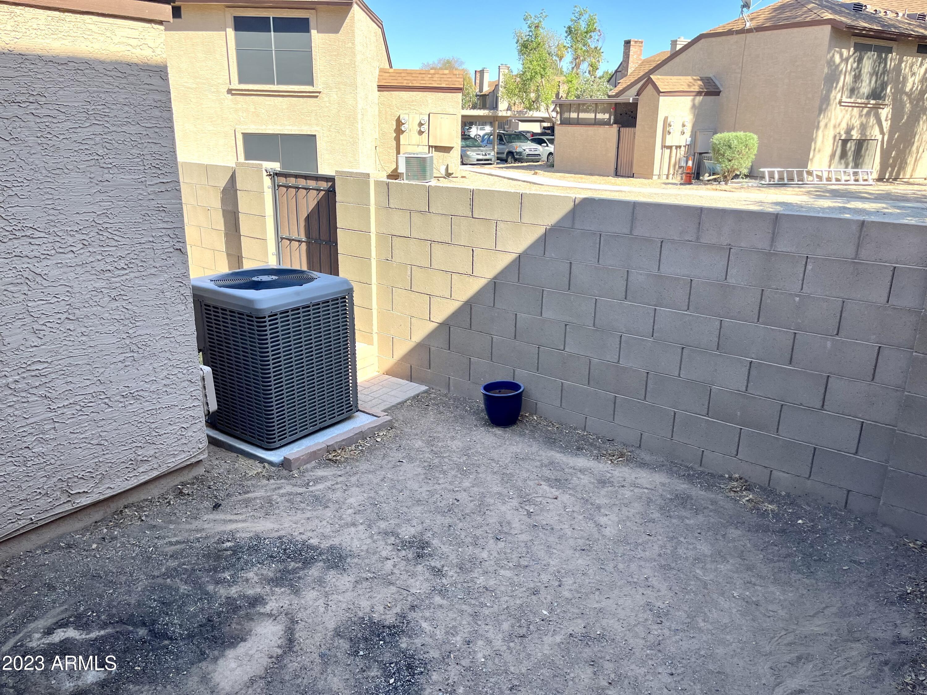 8111 West Wacker Road, Unit 7 Peoria, AZ 85381 - Photo 7 of 22 IMG-5929 (1)