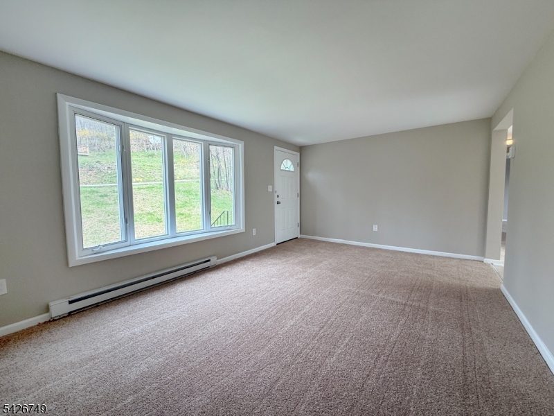 9 Fern Court Wantage, NJ 07461 - Photo 5 of 22