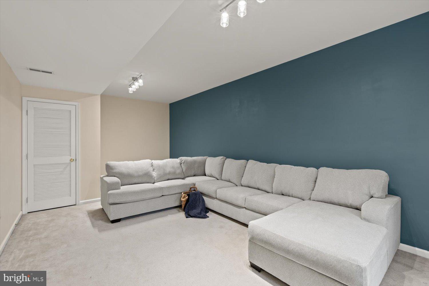 470 Marion Road, Unit 470 York, PA 17406 - Photo 13 of 46 Gallery Image 13