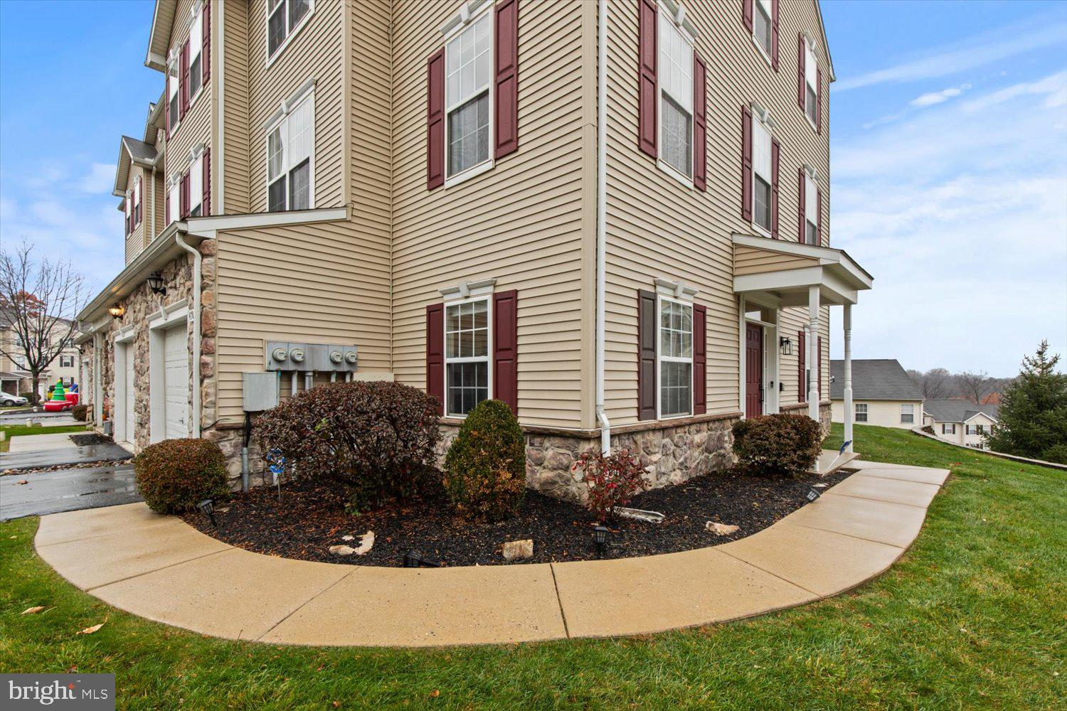470 Marion Road, Unit 470 York, PA 17406 - Photo 9 of 46 Gallery Image 9