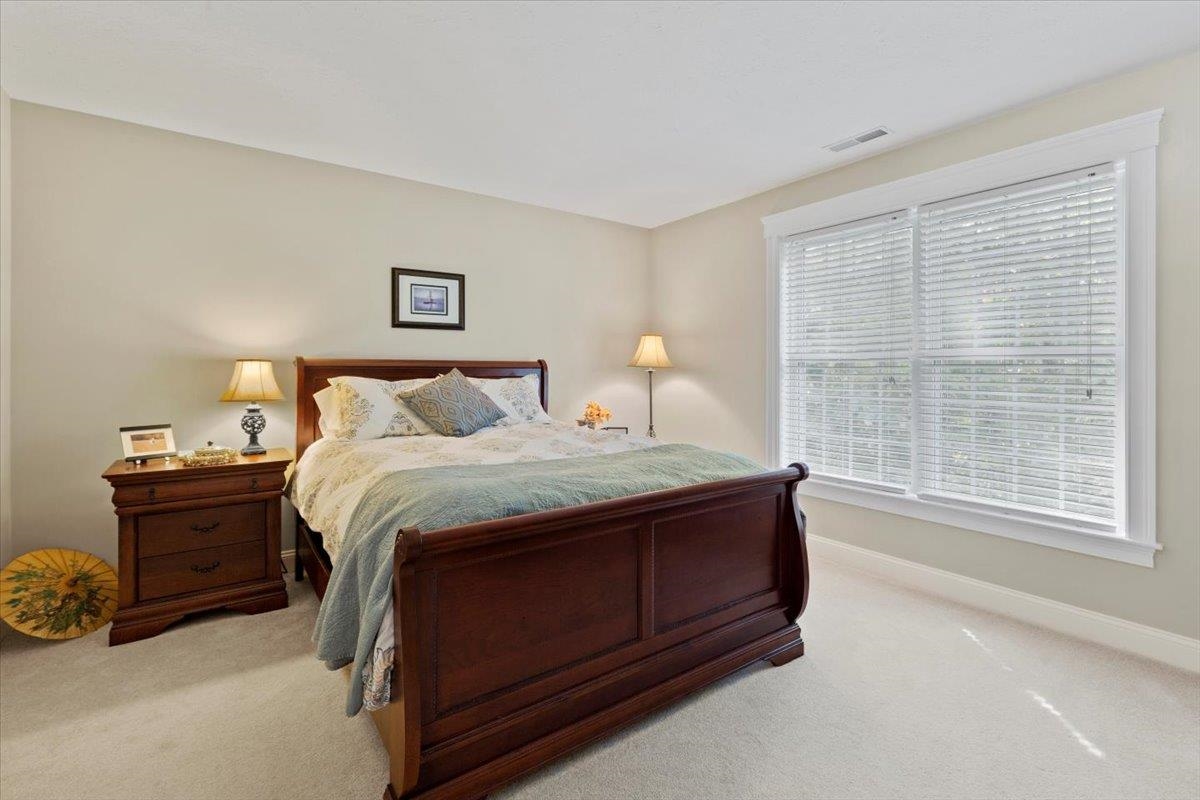 9 Ludlow Road Windham, NH 03087 - Photo 29 of 40