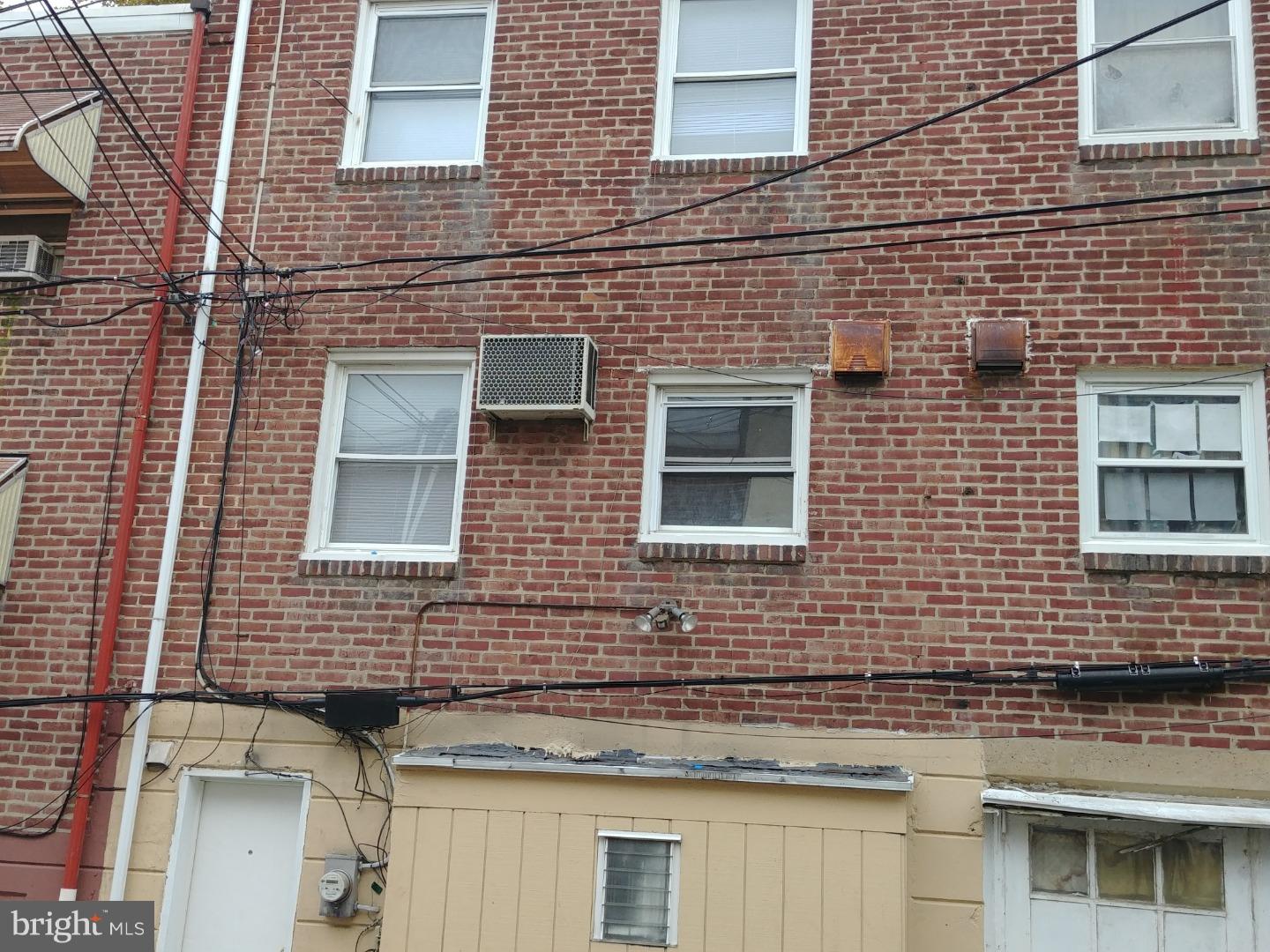 444 Littlecroft Road Upper Darby, PA 19082 - Photo 7 of 10 Exterior Back