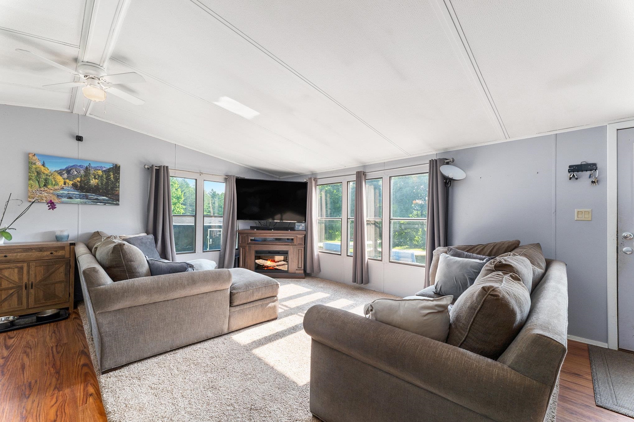 9792 Deal Road Williamsburg, MI 49690 - Photo 6 of 28