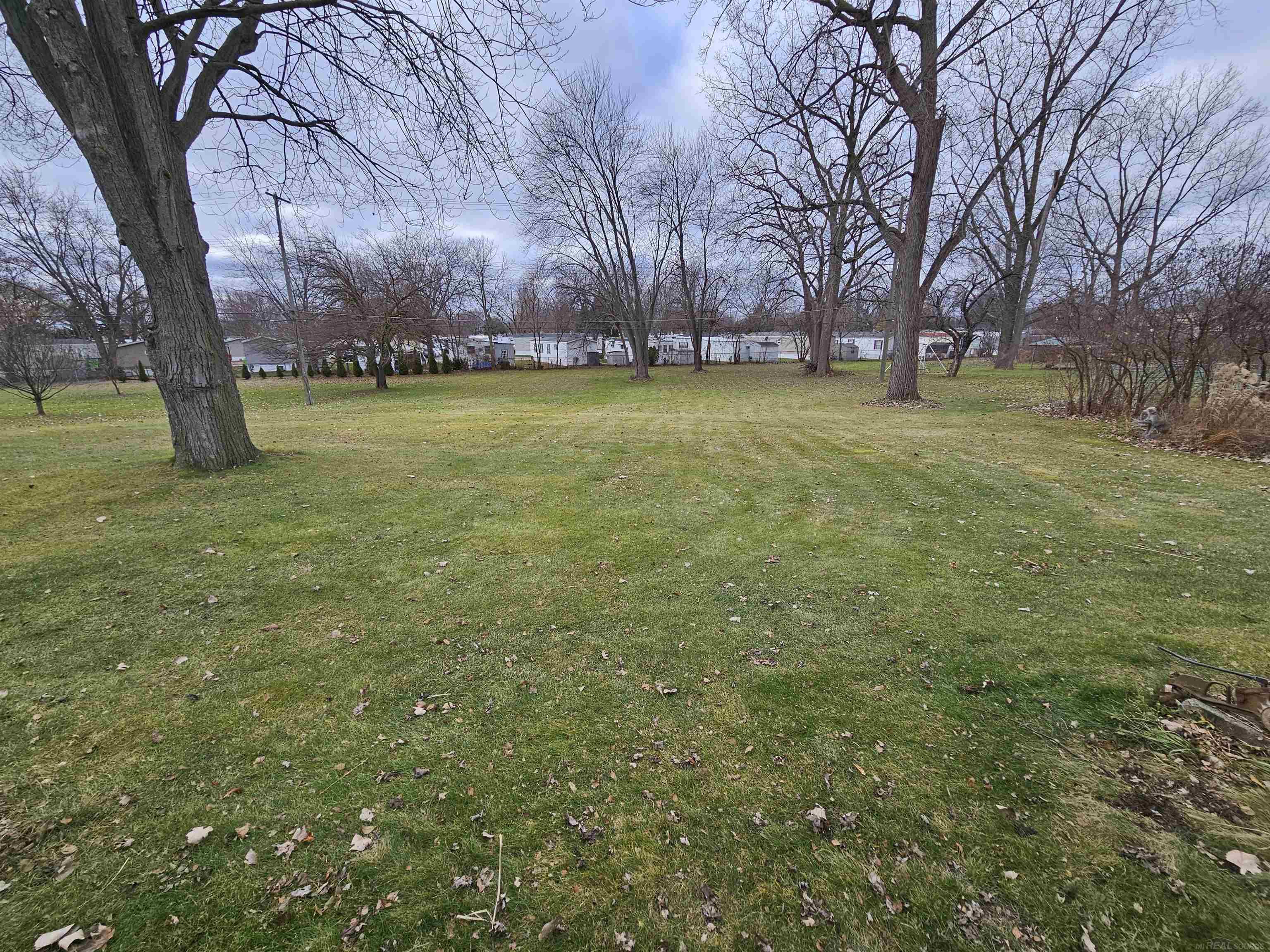 43375 Utica Road Sterling Heights, MI 48314 - Photo 2 of 22 Backyard