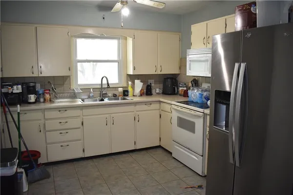 $149,900 | 5405 Leona Street, St. Joseph, MO 64504