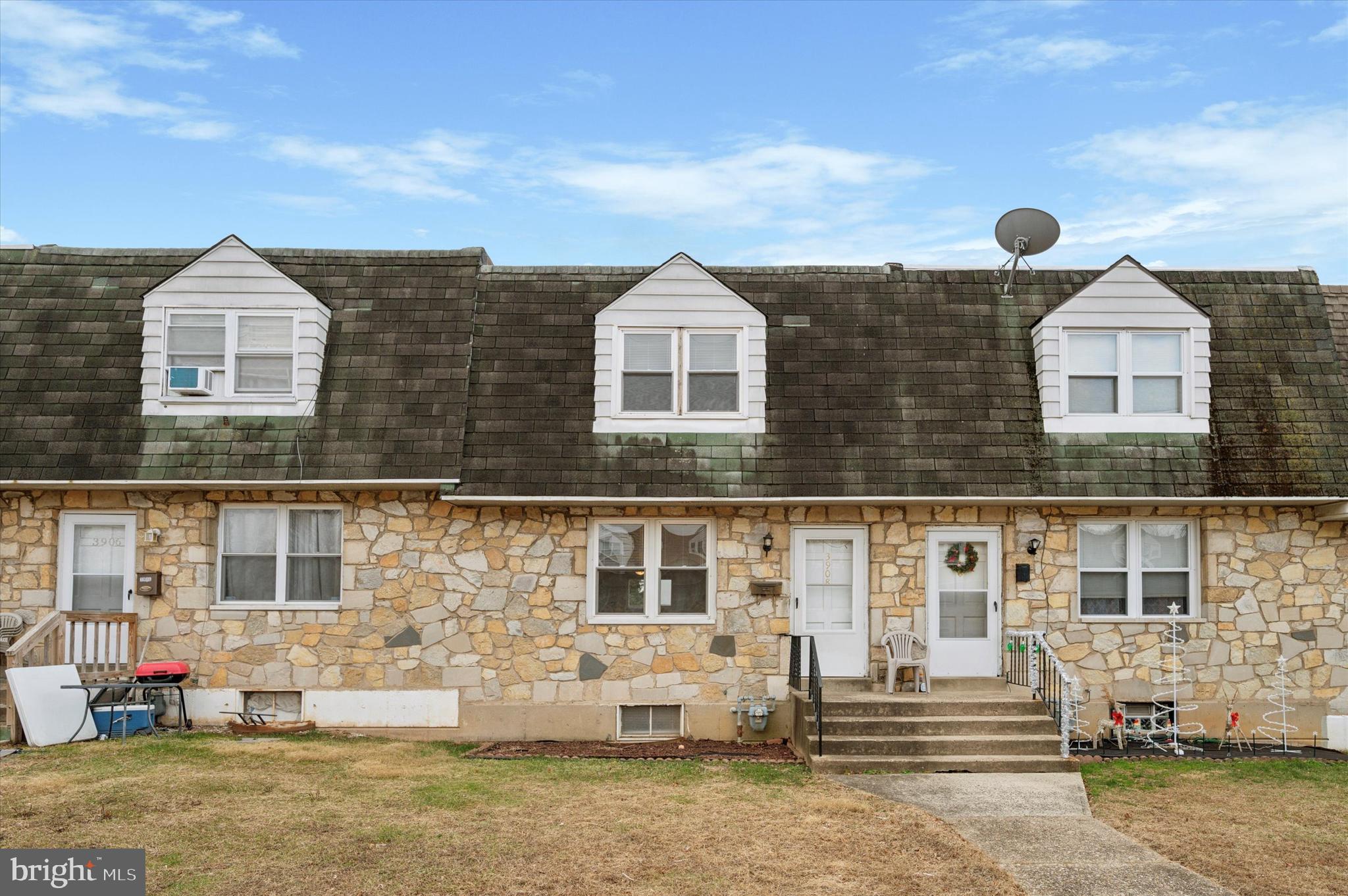 3908 Worrilow Road Brookhaven, PA 19015 - Photo 1 of 25 Gallery Image 1