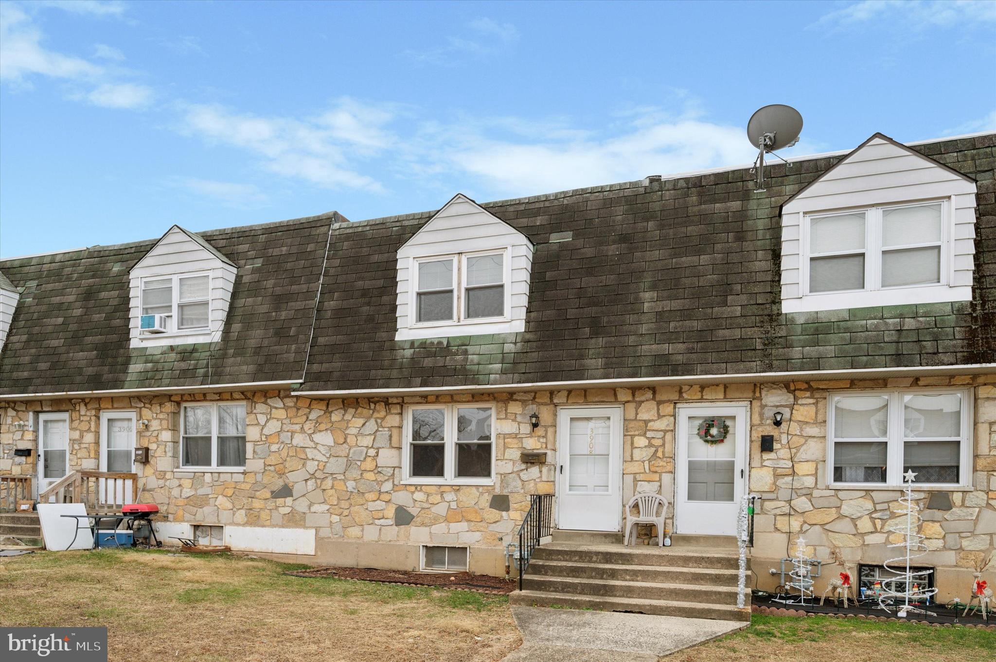 3908 Worrilow Road Brookhaven, PA 19015 - Photo 2 of 25 Gallery Image 2