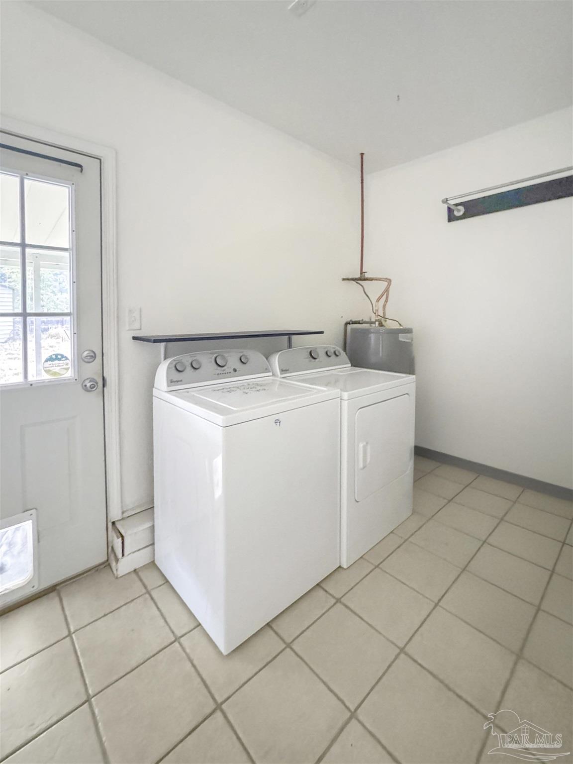 1374 Tobias Road Cantonment, FL 32533 - Photo 6 of 15 Gallery Image 6