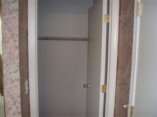 129 Milton Road Algonac, MI 48001 - Photo 29 of 30 31067390-28.JPG