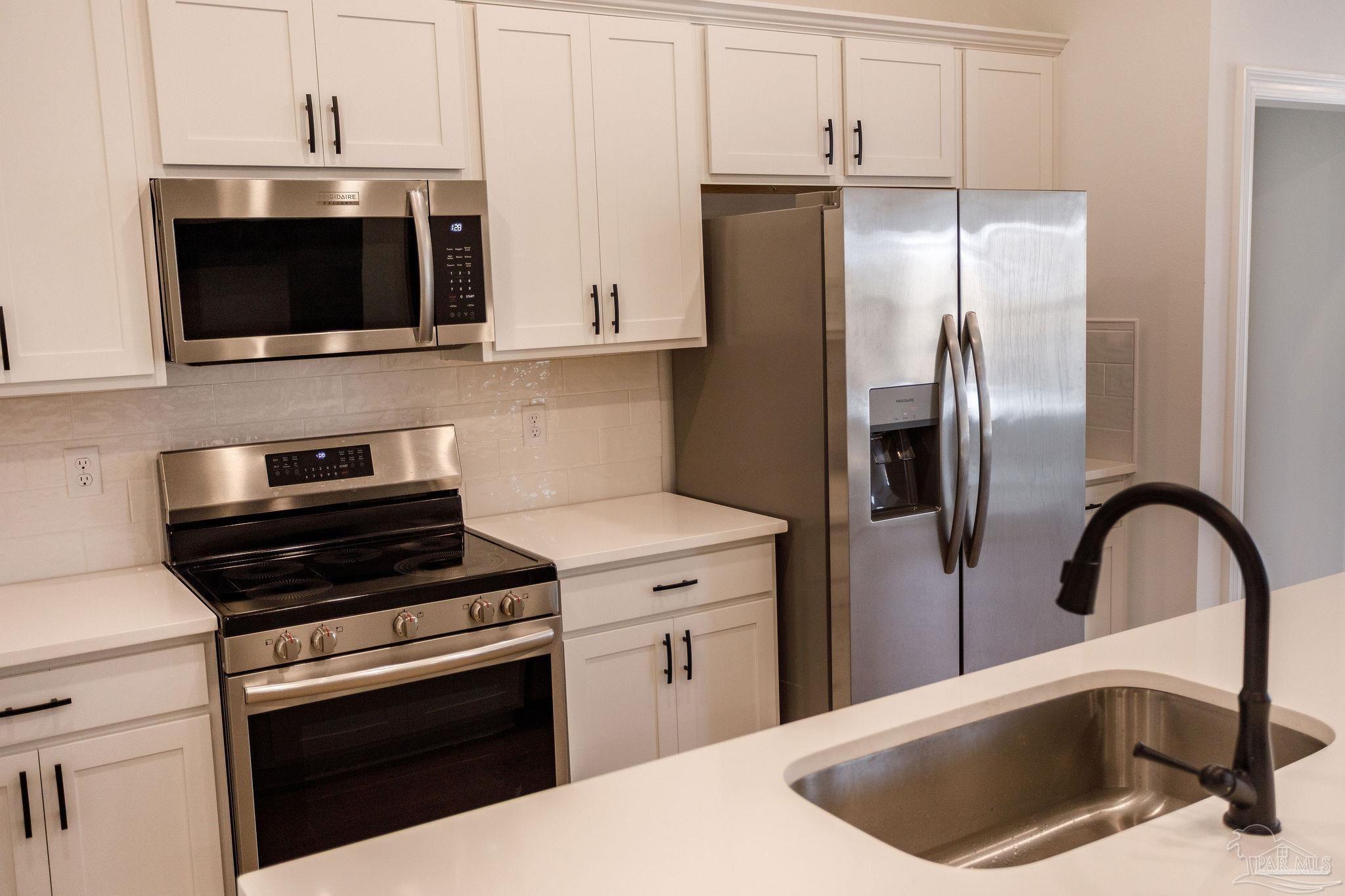 5337 Adeline Circle Pace, FL 32571 - Photo 13 of 41