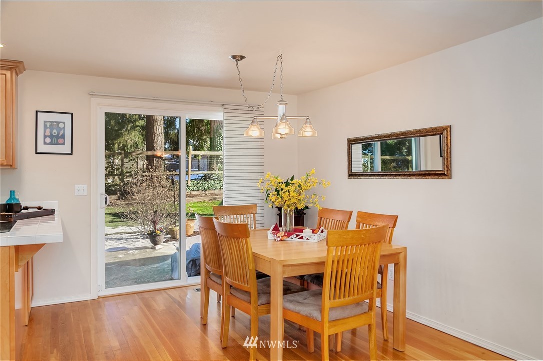 12618 155th Avenue Southeast Renton, WA 98059 - Photo 9 of 23