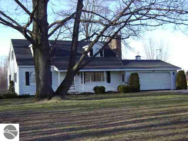 10861 East 20 Road Manton, MI 49663 - Photo 2 of 15 1691019-1.JPG
