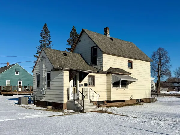 $192,500 | 5323 Tower Avenue, Superior, WI 54880