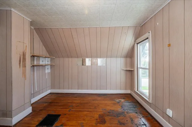 $195,000 | 5323 Tower Avenue, Superior, WI 54880