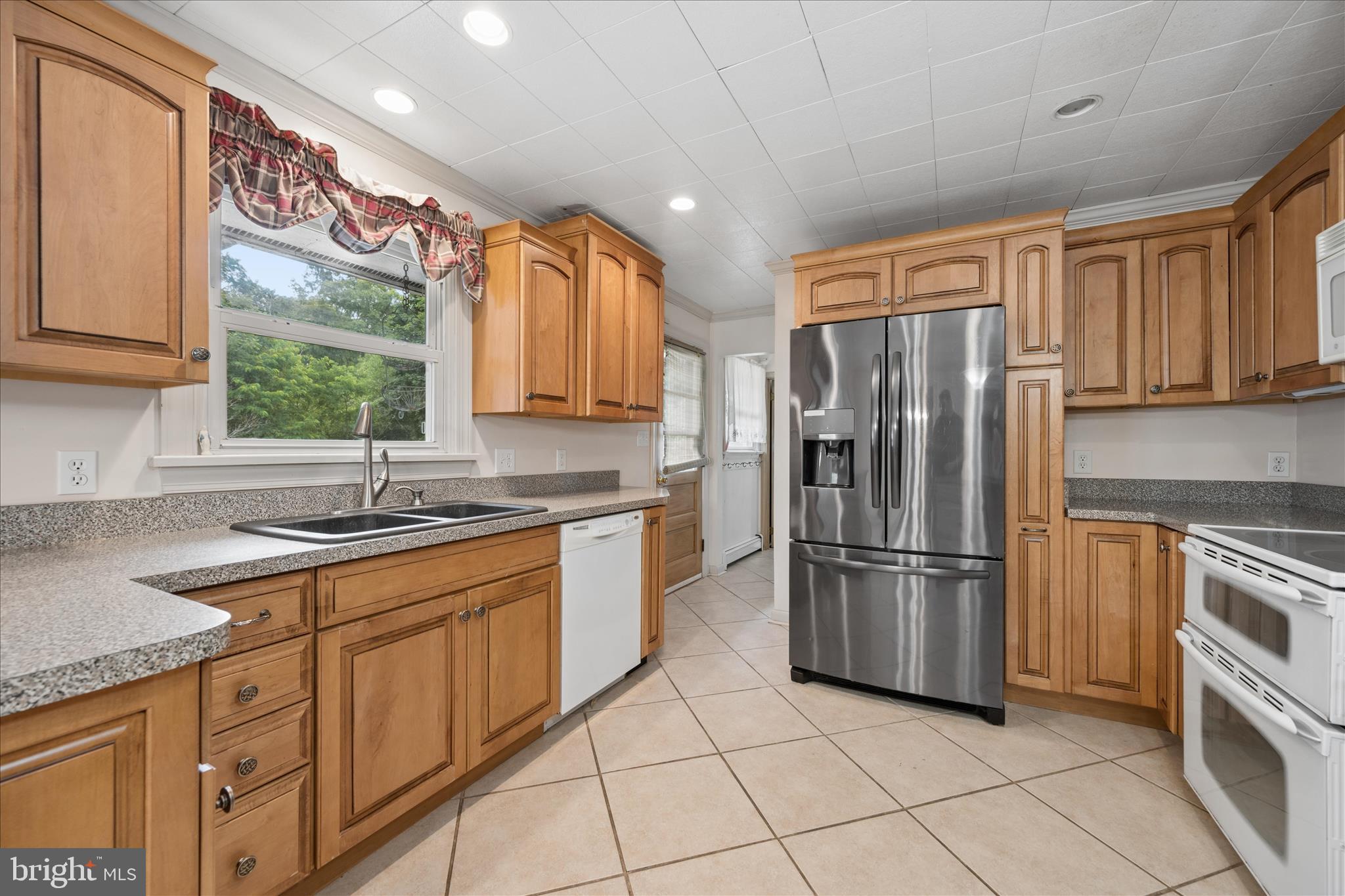 107 Eyler Road Thurmont, MD 21788 - Photo 17 of 74 Kitchen