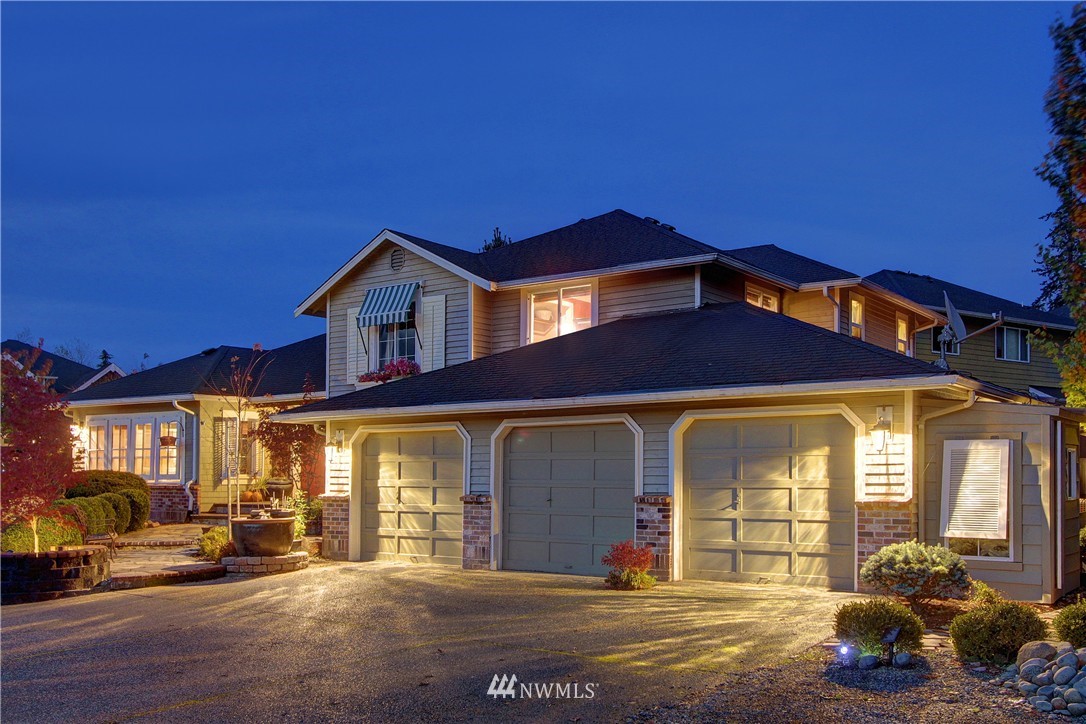 3916 222nd Place Southeast Bothell, WA 98021 - Photo 2 of 25