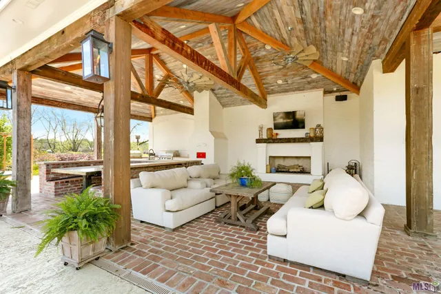 $1,899,000 | 23434 Portwood Lane, Zachary, LA 70791