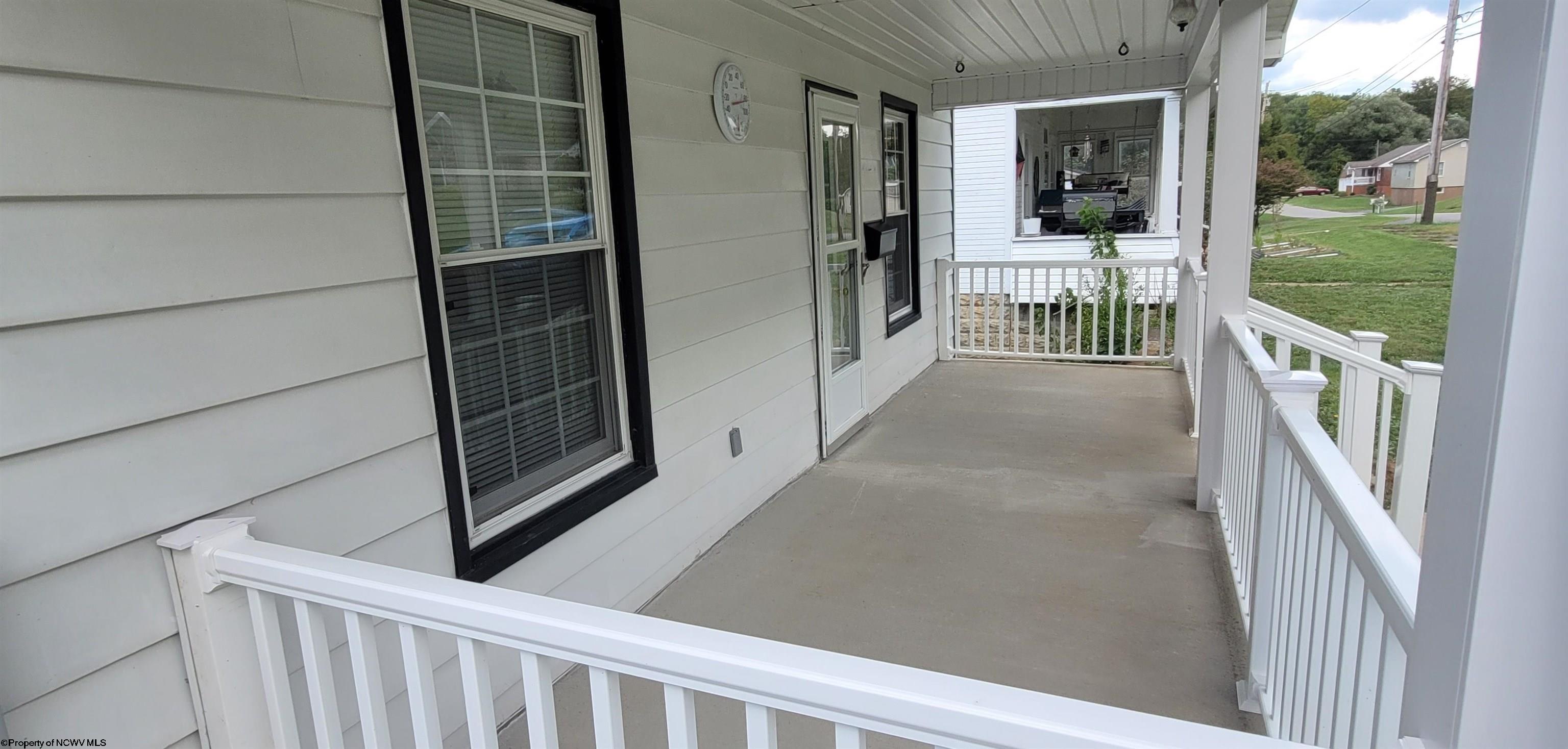 377 Haymond Road Grafton, WV 26354 - Photo 3 of 37 Gallery Image 3