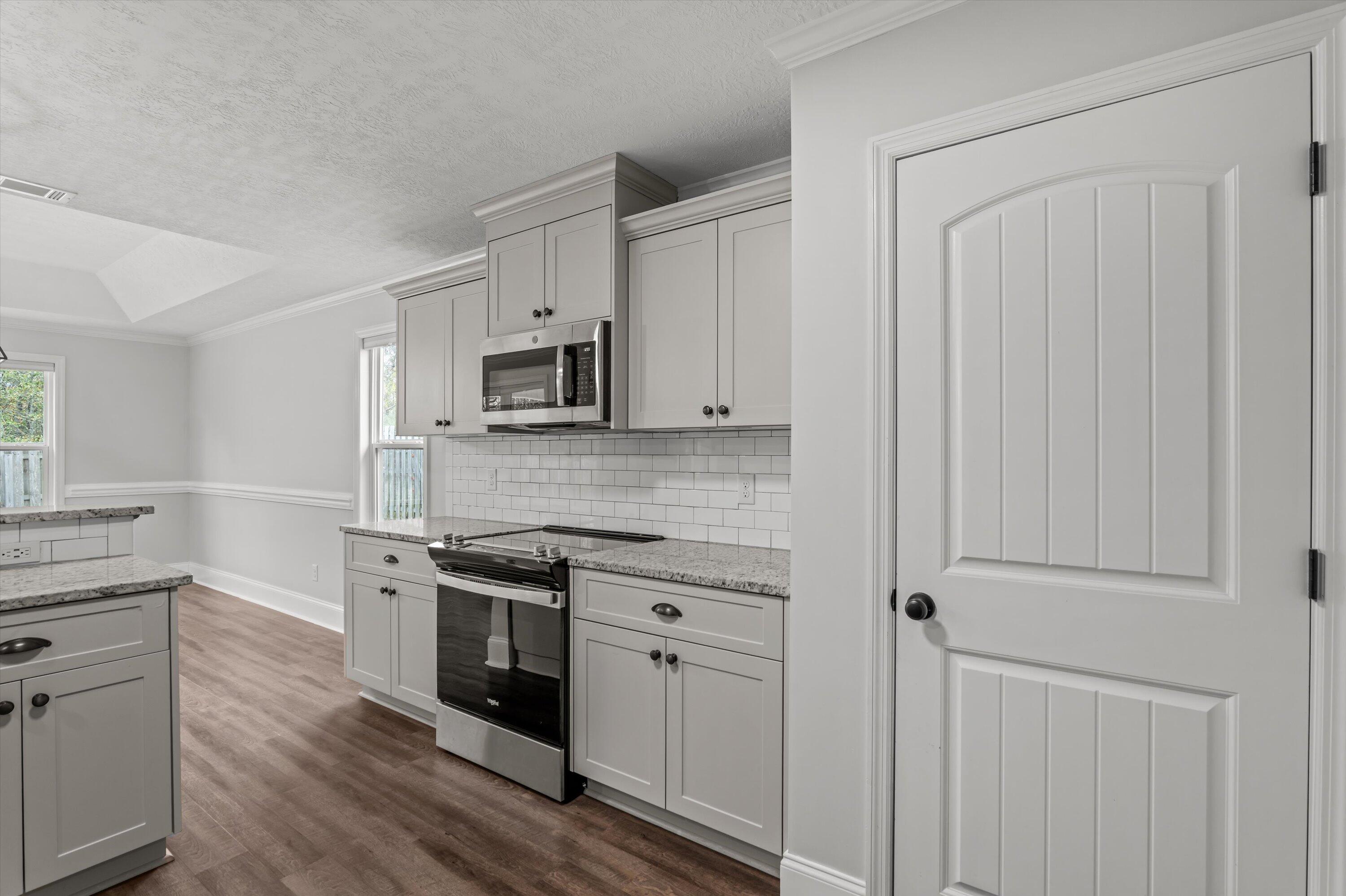 4427 Raleigh Drive Grovetown, GA 30813 - Photo 20 of 49 Kitchen