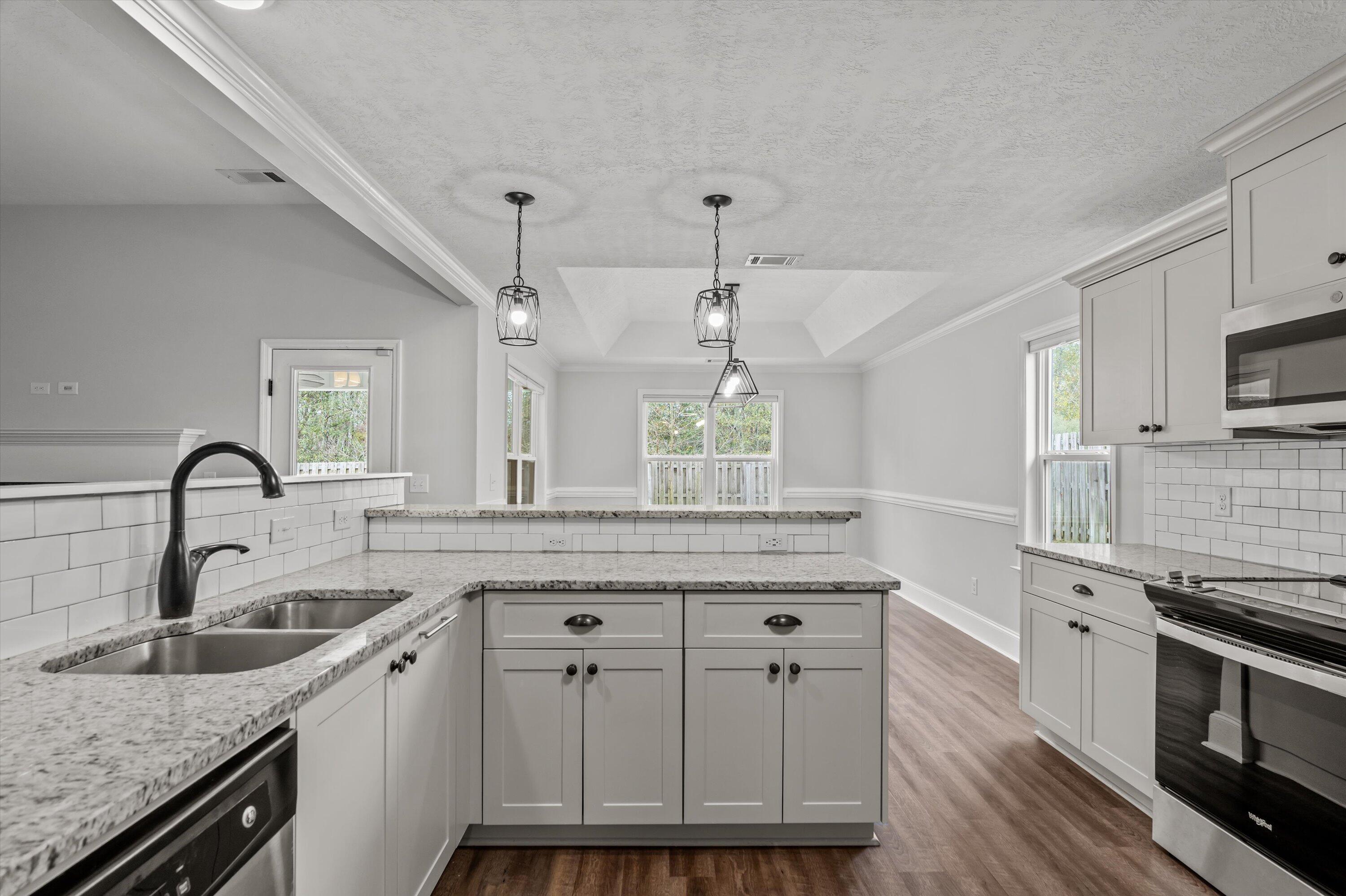 4427 Raleigh Drive Grovetown, GA 30813 - Photo 21 of 49 Kitchen