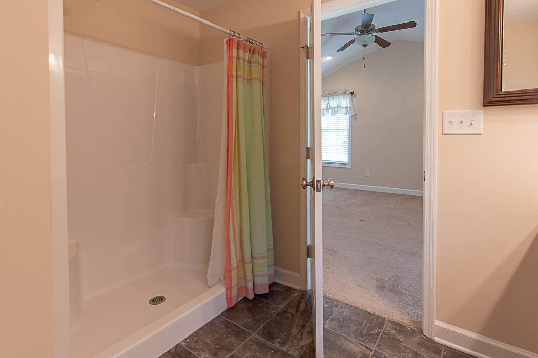 278 Ridgley Lane Fincastle, VA 24090 - Photo 22 of 38 Master Bath