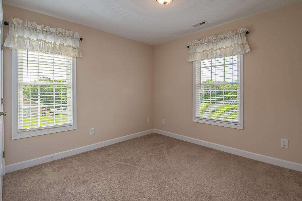 278 Ridgley Lane Fincastle, VA 24090 - Photo 27 of 38 Bedroom