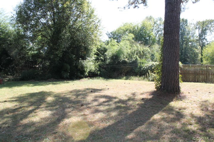 10109 Flanders Road Henrico, VA 23228 - Photo 6 of 23 Gallery Image 6