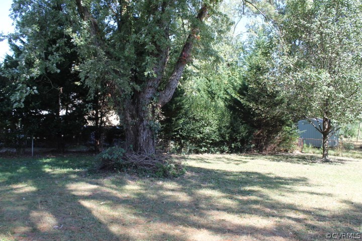 10109 Flanders Road Henrico, VA 23228 - Photo 8 of 23 Gallery Image 8