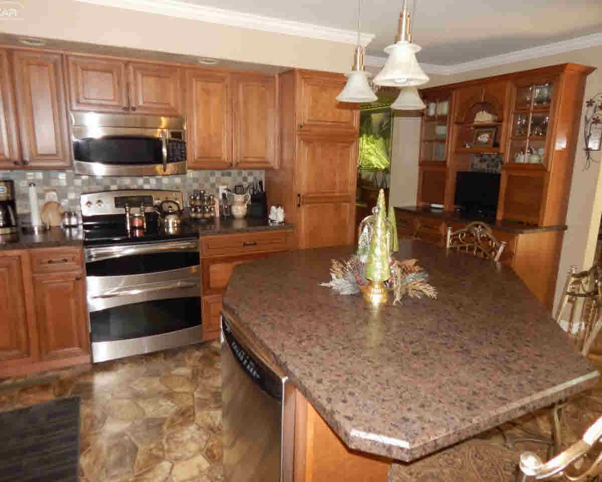 3217 Morrish Road Flushing, MI 48433 - Photo 9 of 60 21306519-8.JPG