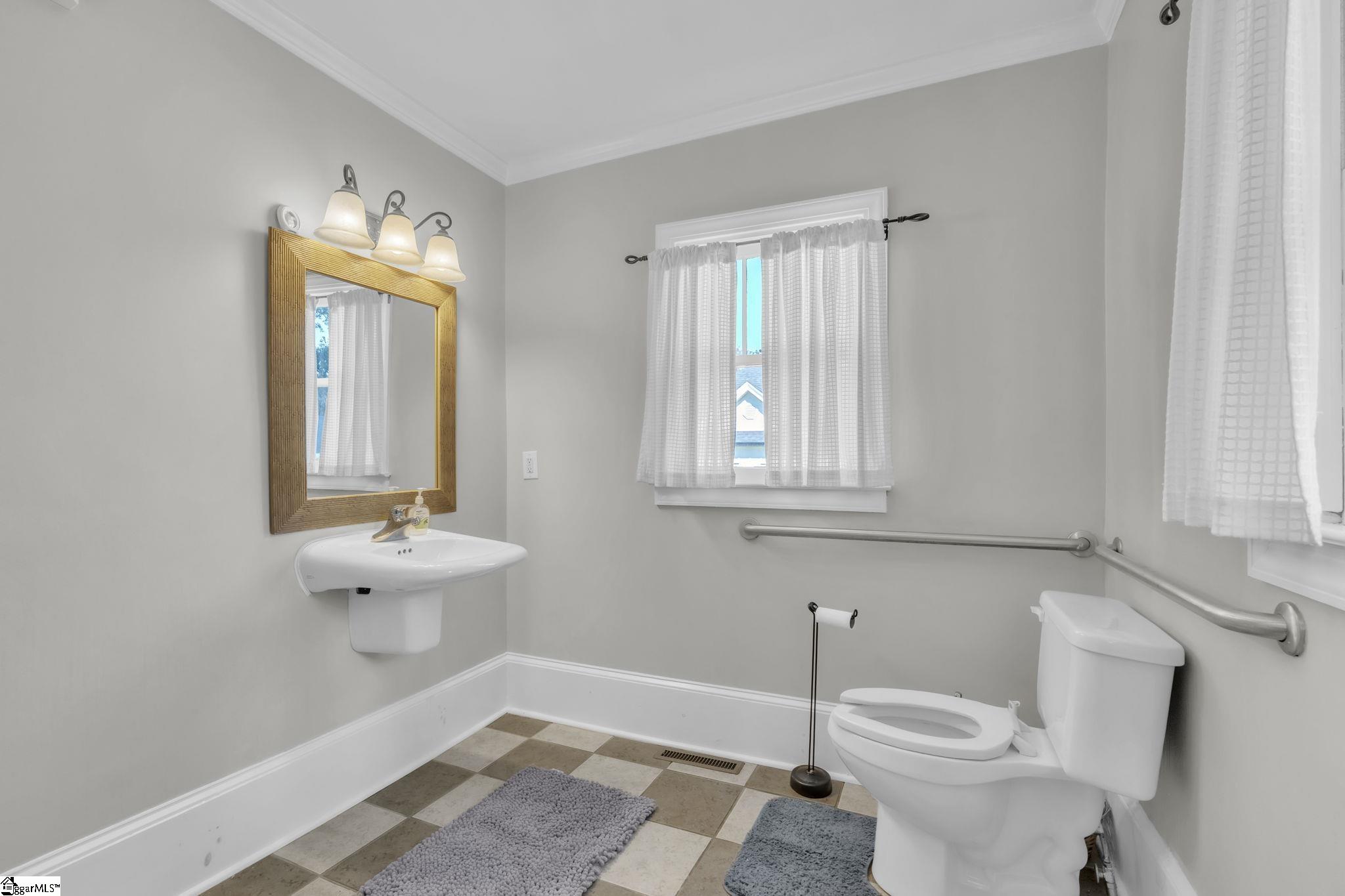 408 North Main Street Greer, SC 29651 - Photo 21 of 25