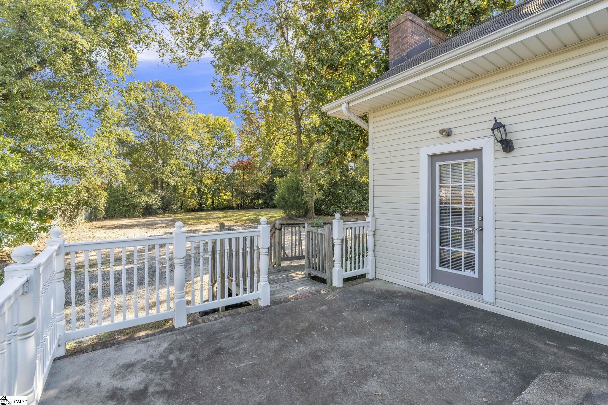 408 North Main Street Greer, SC 29651 - Photo 23 of 25