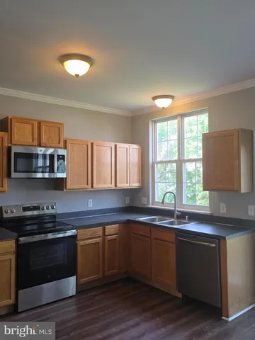 $2,300 | 31 Carrick Lane, Bear, DE 19701