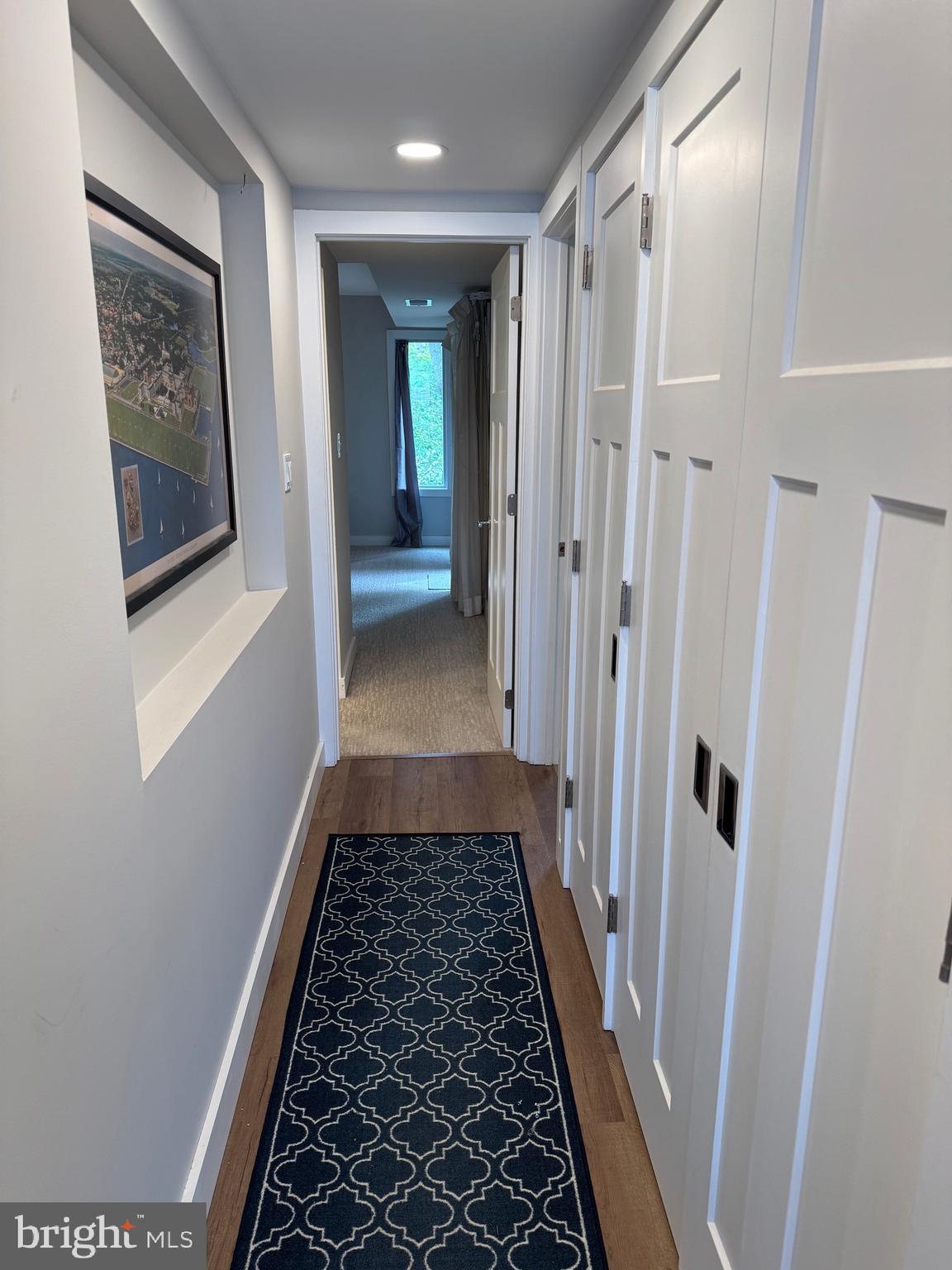 1 President Point Drive, Unit B2 Annapolis, MD 21403 - Photo 12 of 36 a bathroom with a sink and a mirror