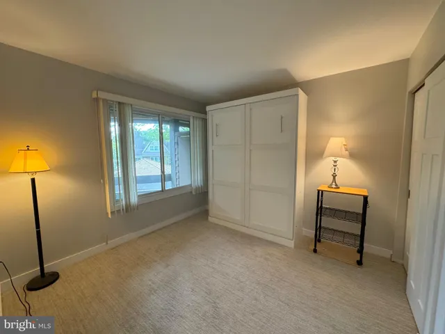 $4,700 | 1 President Point Drive, Unit B2, Annapolis, MD 21403