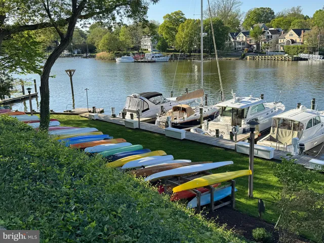 $4,700 | 1 President Point Drive, Unit B2, Annapolis, MD 21403