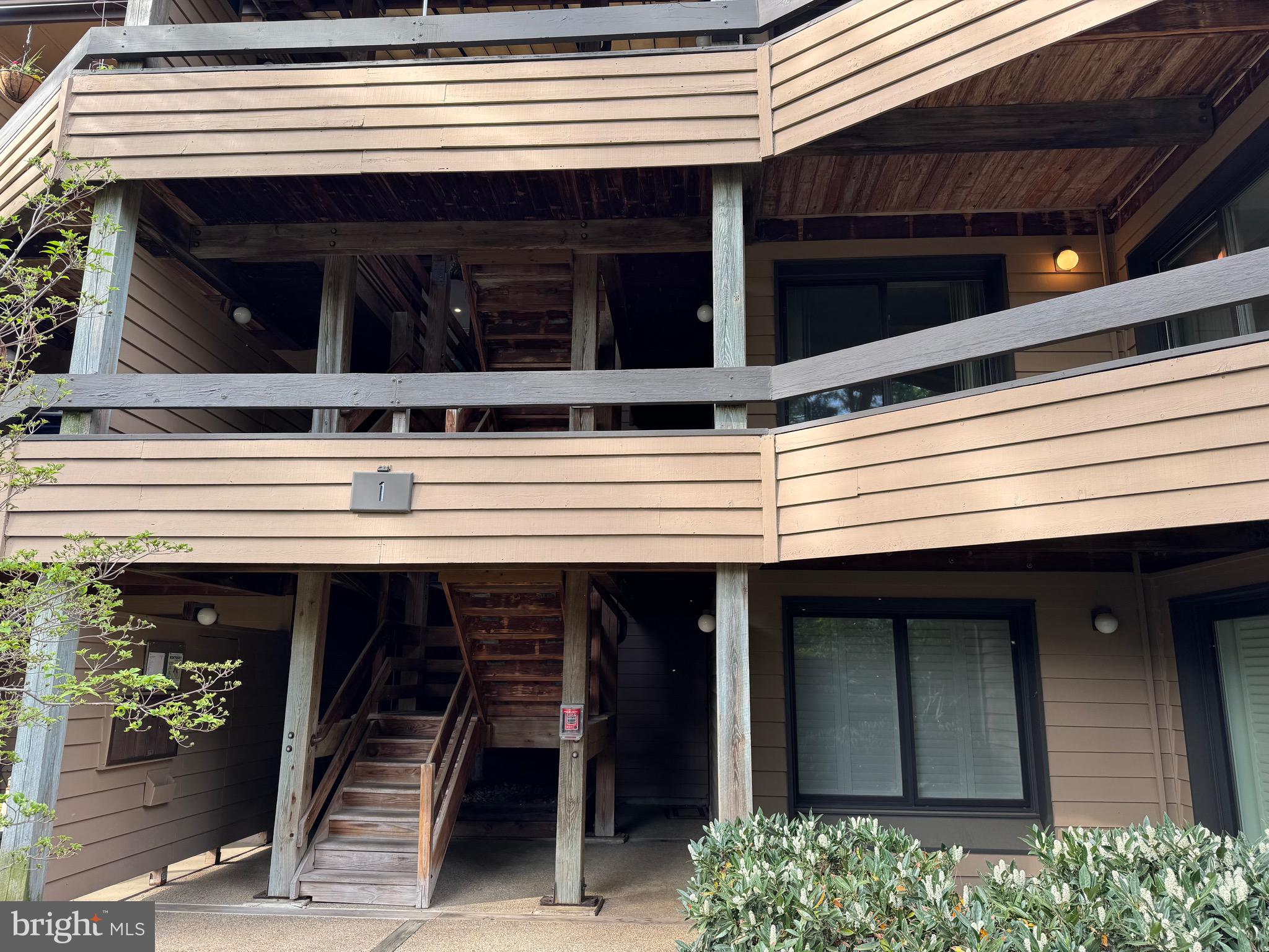 1 President Point Drive, Unit B2 Annapolis, MD 21403 - Photo 26 of 38