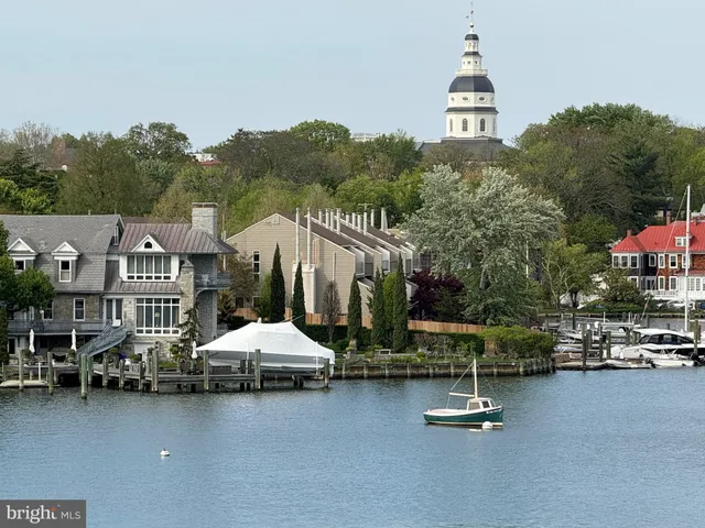 $4,700 | 1 President Point Drive, Unit B2, Annapolis, MD 21403