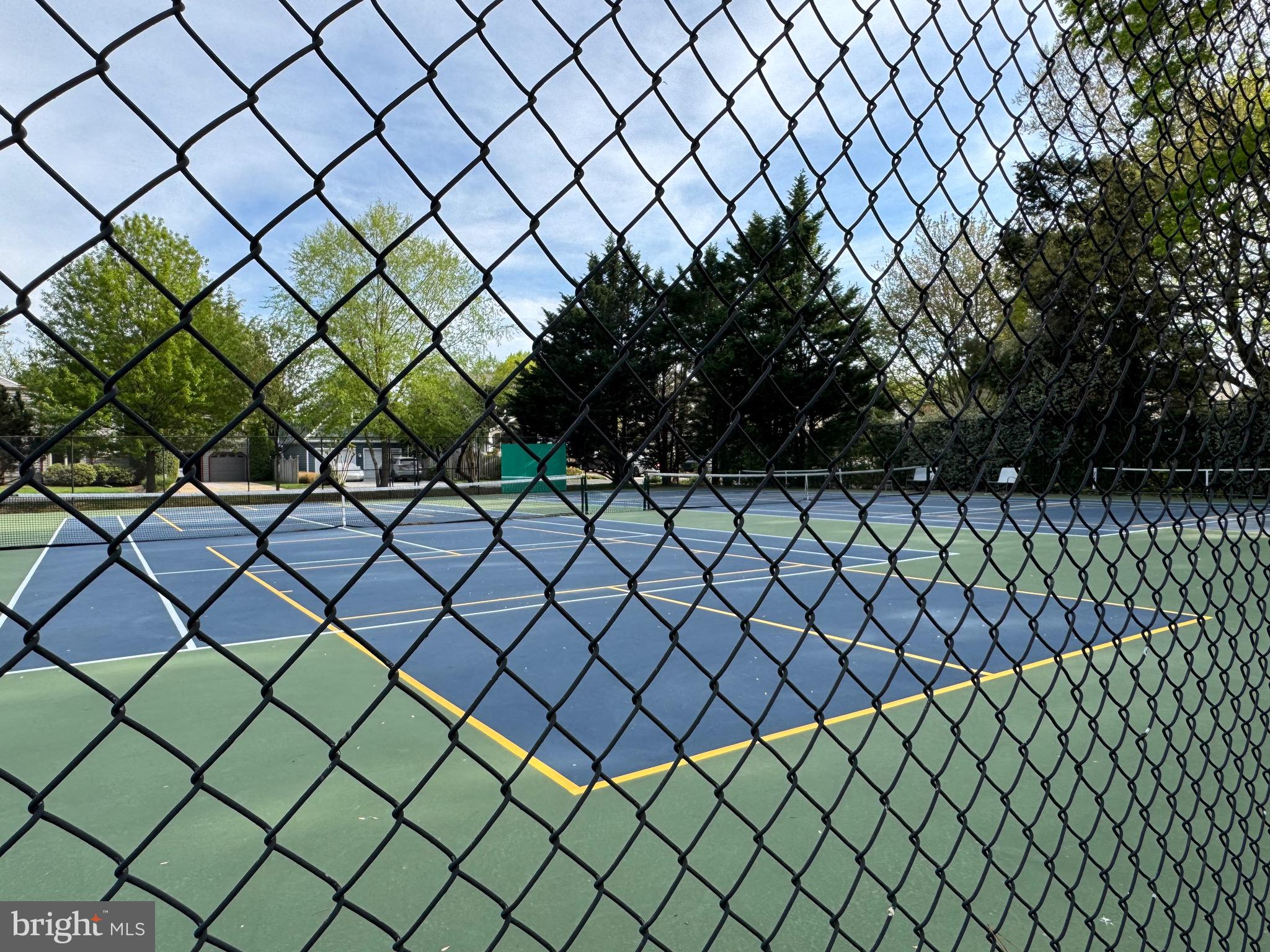 1 President Point Drive, Unit B2 Annapolis, MD 21403 - Photo 32 of 36 a wall view of a gate
