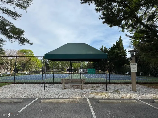 $4,700 | 1 President Point Drive, Unit B2, Annapolis, MD 21403