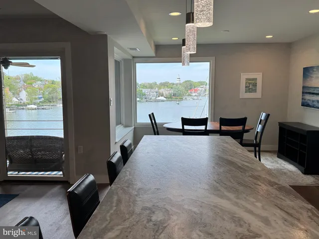 $4,700 | 1 President Point Drive, Unit B2, Annapolis, MD 21403