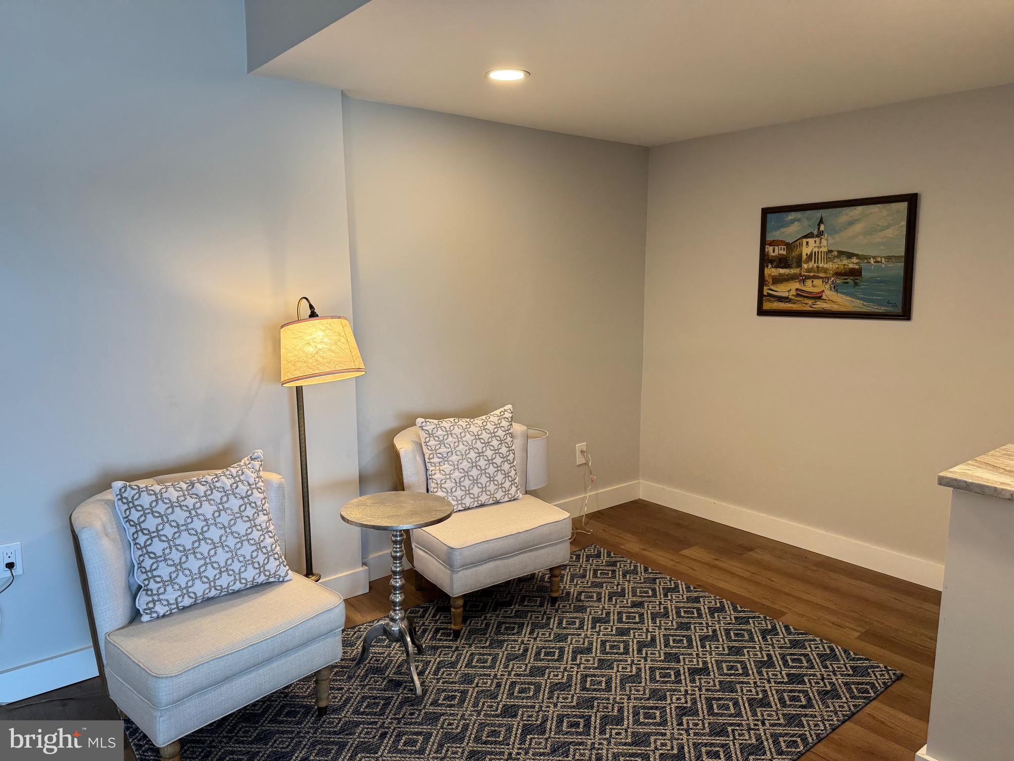 1 President Point Drive, Unit B2 Annapolis, MD 21403 - Photo 9 of 38