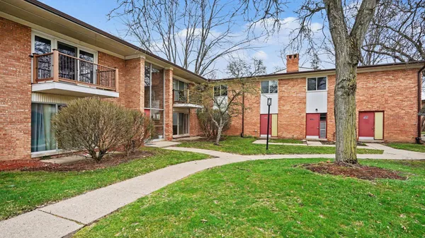 $312,000 | 1225 Island Drive, Unit 102, Ann Arbor, MI 48105