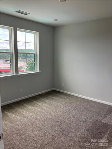 $1,550 | 4455 Reed Crk Drive, Unit 304, Sherrills Ford, NC 28673